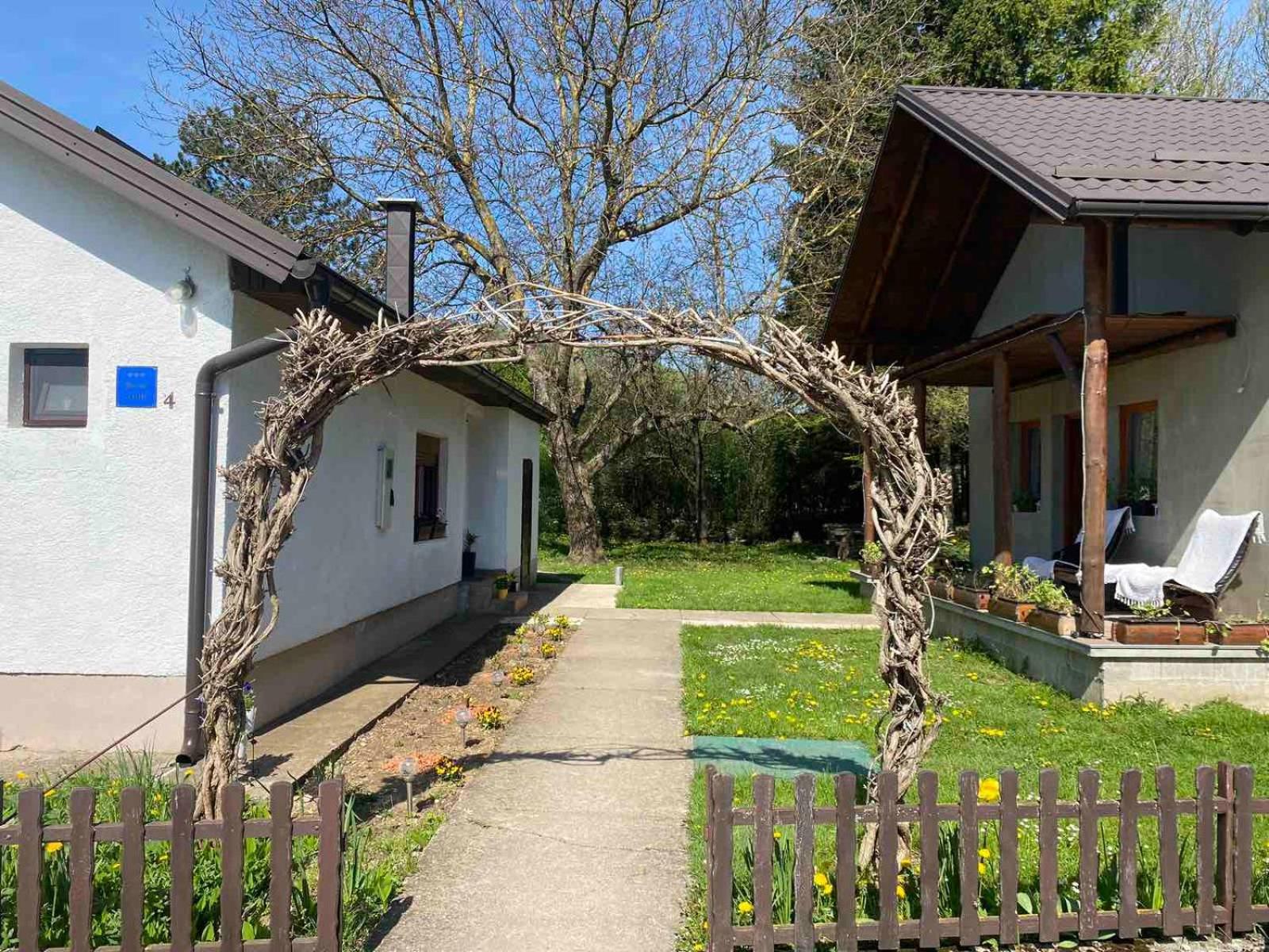 Hotel Stari Mlin Korenica Exterior foto