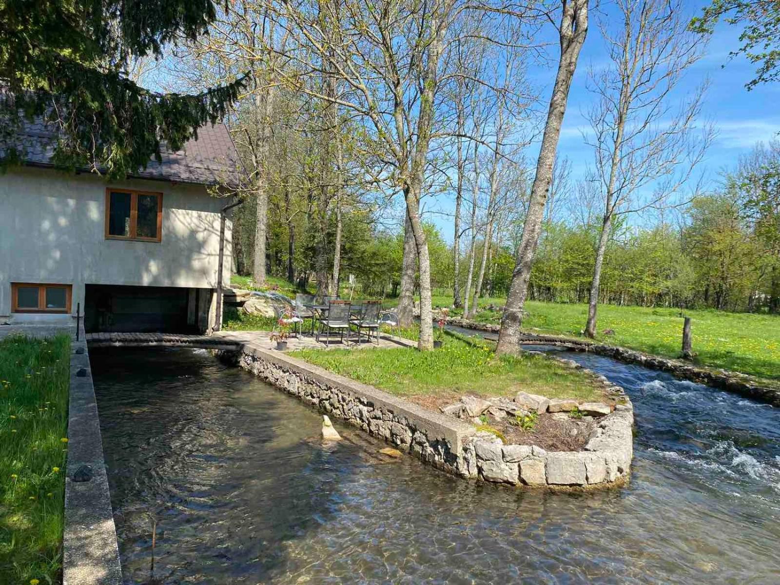 Hotel Stari Mlin Korenica Exterior foto