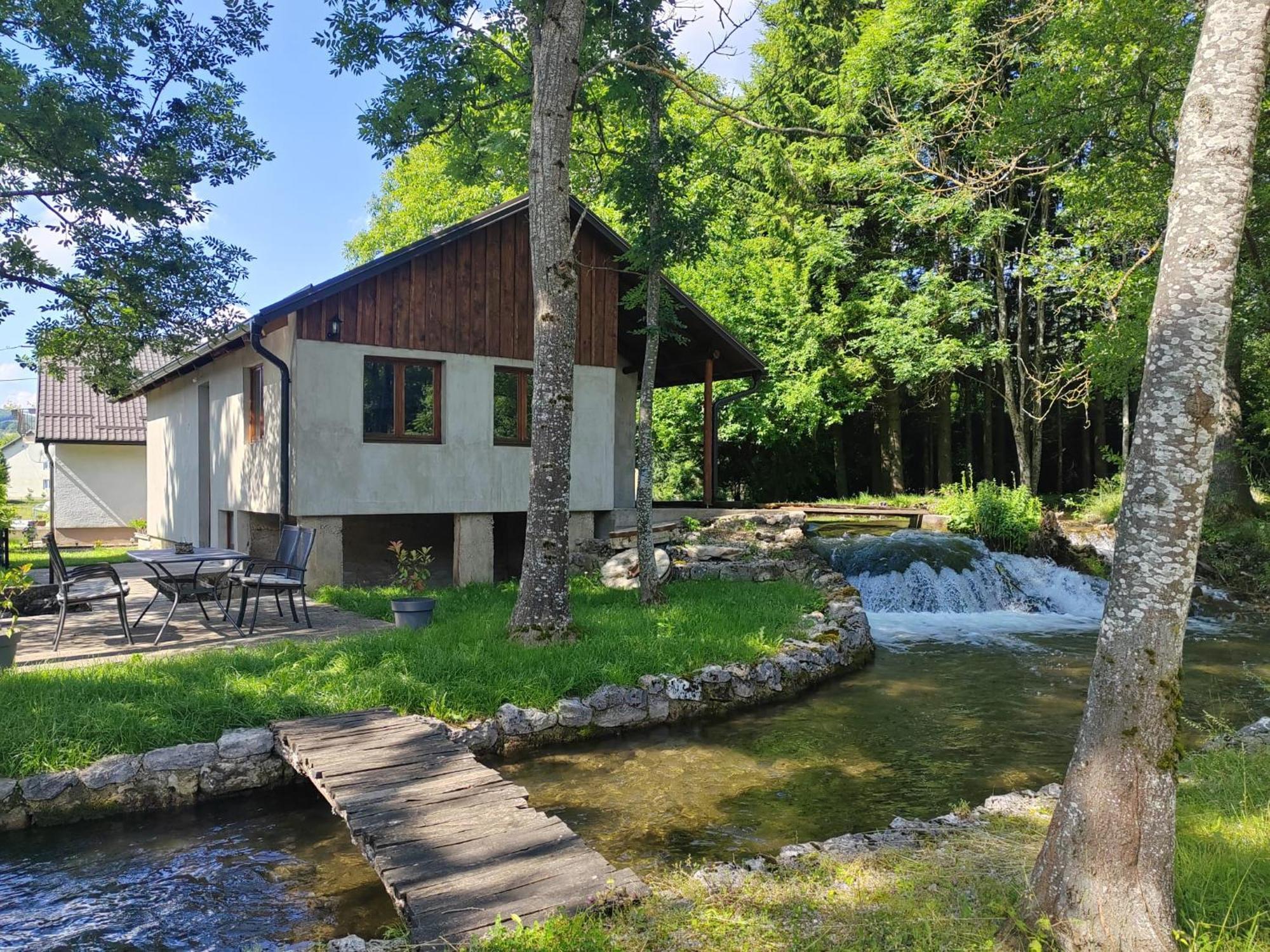 Hotel Stari Mlin Korenica Exterior foto